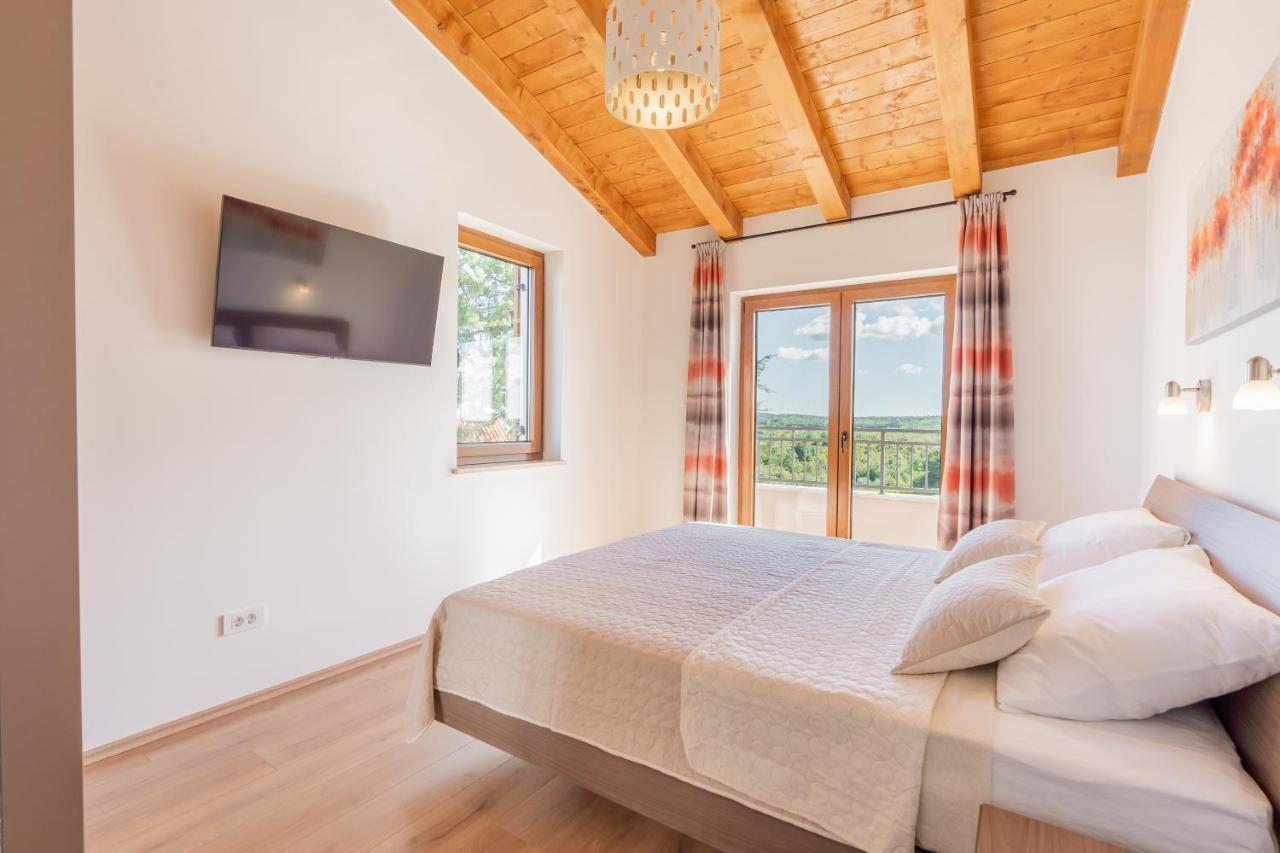 Villa Atop The Village With Stunning View Vizinada Экстерьер фото